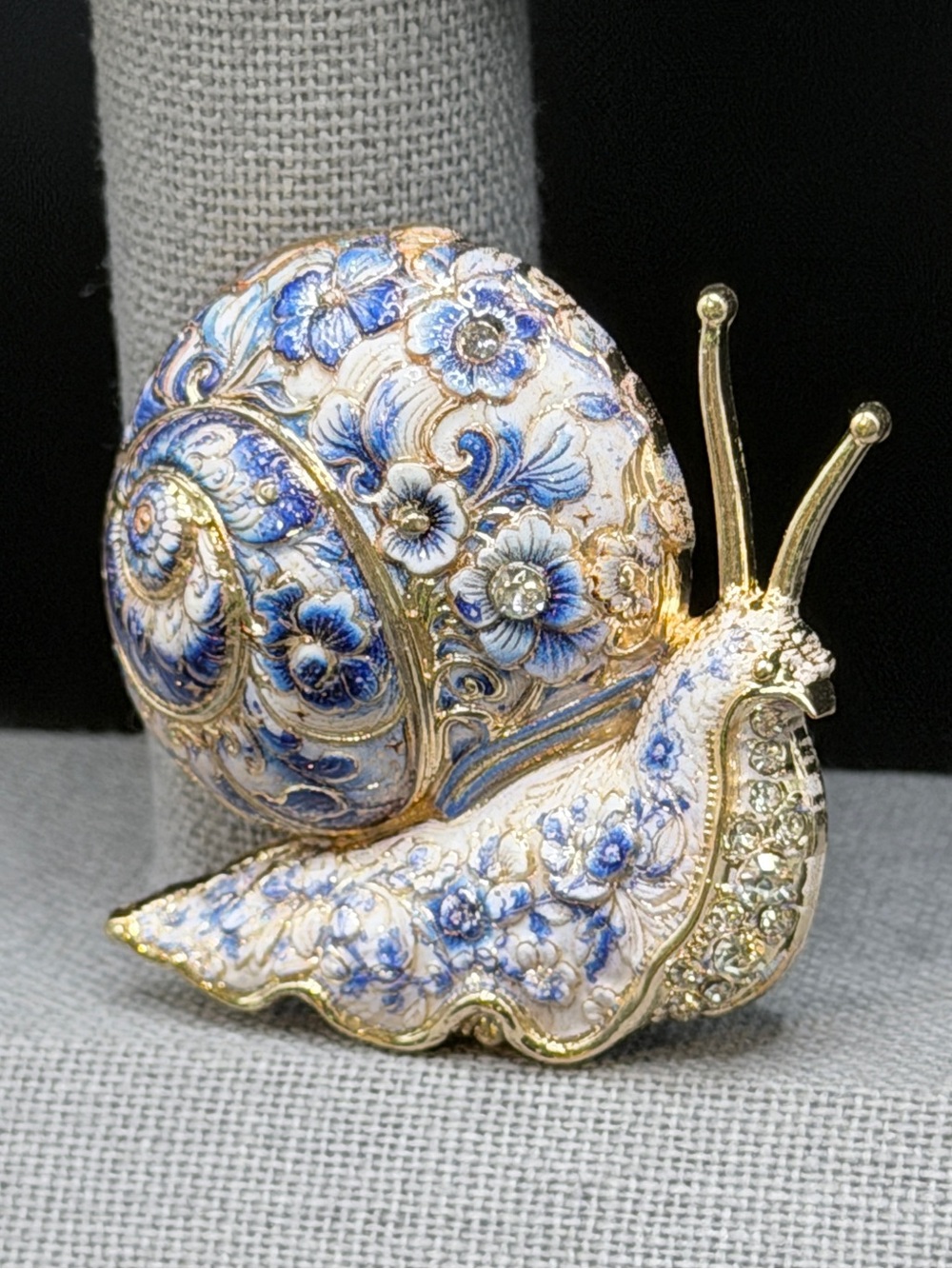 Snail Rhinestone Brooch Blue & White